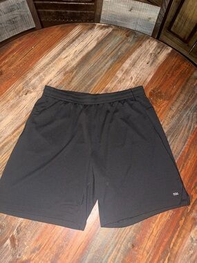 DSG Black Men's Athletic Shorts with Side Pockets